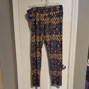 LuLaRoe Tall & Curvy Women's Leggings with Colorful Geometric Pattern